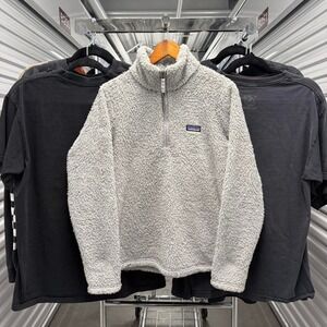 Vintage 2000's Streetwear Essential Patagonia Fleece Sweater